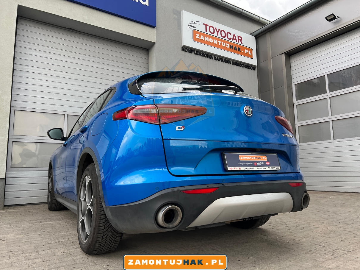 zdjecie samochodu alfa romeo z zdemontowana kula holownicza haka westfalia a40v po profesjonalnym montazu w autoryzowanym serwisie hakow holowniczych w poznaniu